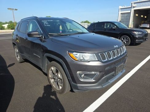 Used 2018 Jeep Compass Limited w/ Navigation Group AWD/4WD image 5