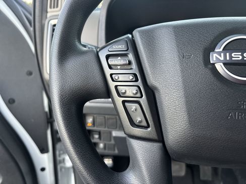 Used 2023 Nissan Frontier SV w/ Technology Package image 26