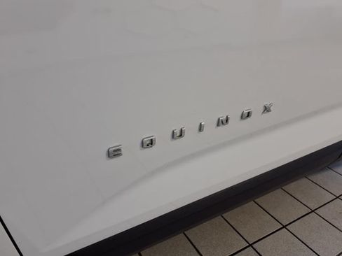 Used 2026 Chevrolet Equinox LT AWD/4WD image 6