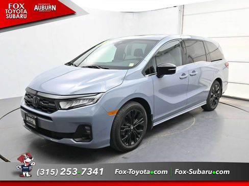 Used 2025 Honda Odyssey Sport-L image 2