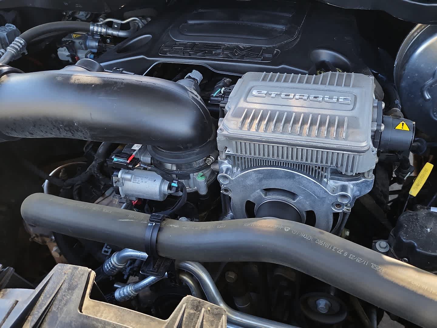 Used 2024 RAM 1500 Laramie RWD image 21