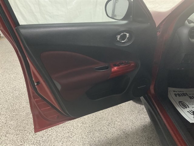 Used 2013 Nissan Juke SL AWD/4WD image 15