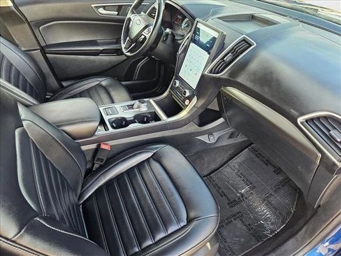 Used 2022 Ford Edge SEL image 18