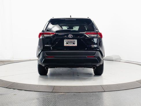 Certified 2025 Toyota RAV4 XLE AWD/4WD image 9