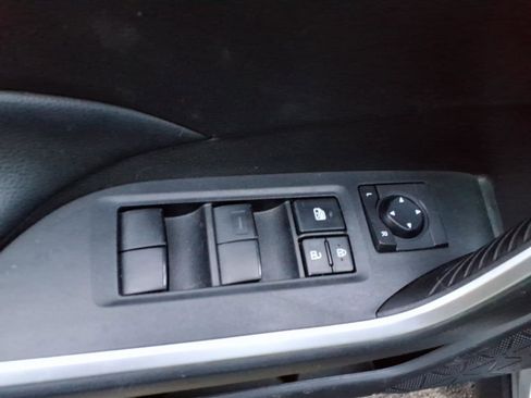 Certified 2021 Toyota RAV4 LE image 11