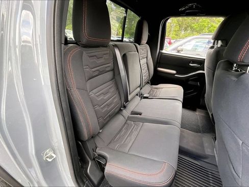 Used 2024 Nissan Frontier PRO-4X w/ Technology Package AWD/4WD image 23