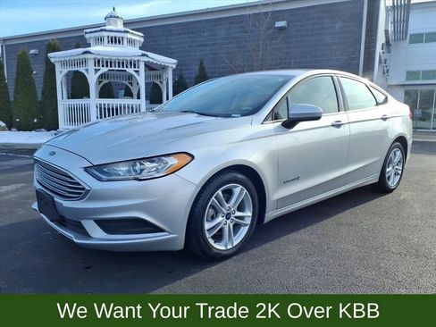 Used 2018 Ford Fusion S image 2