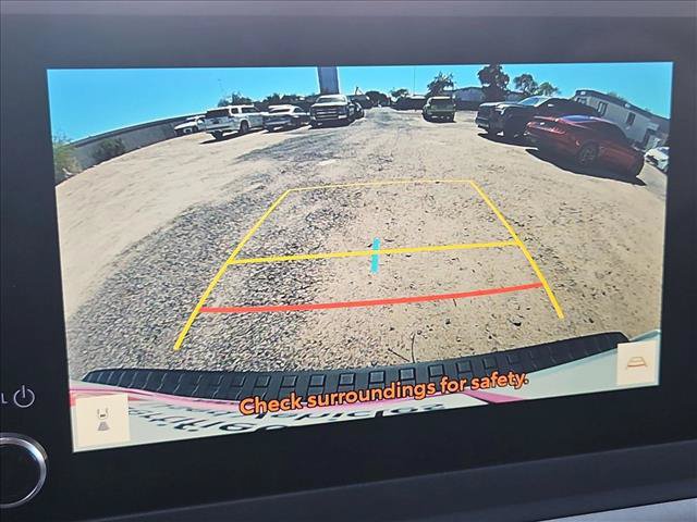 Certified 2025 Toyota 4Runner SR5 AWD/4WD image 16