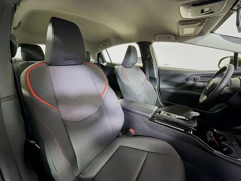 New 2026 Toyota Prius Plug-In Hybrid FWD image 22
