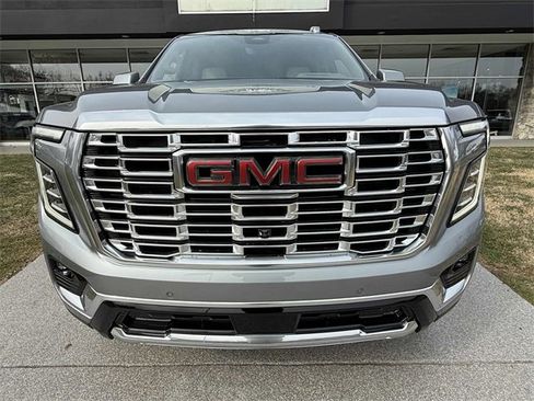 New 2026 GMC Yukon XL Denali w/ Denali Reserve Package image 5