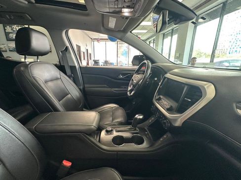 Used 2018 GMC Acadia SLT image 40