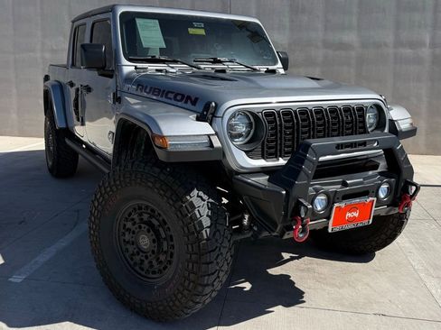 Used 2020 Jeep Gladiator Rubicon AWD/4WD image 1