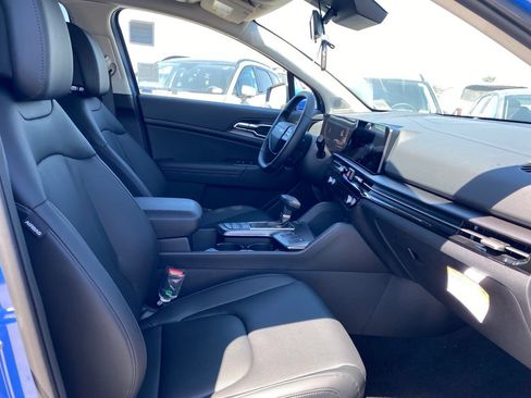 New 2026 Kia Sportage EX w/ EX Panorama Roof Package FWD image 25