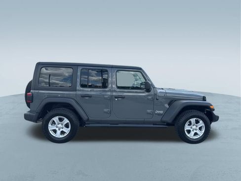 Used 2021 Jeep Wrangler Unlimited Sport AWD/4WD image 9
