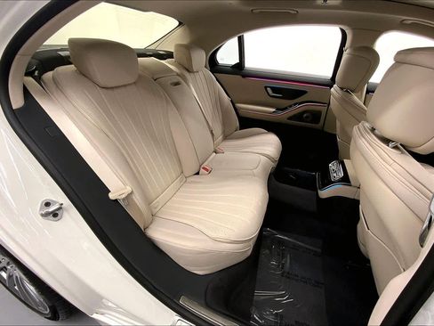 Certified 2023 Mercedes-Benz S 500 4MATIC image 13