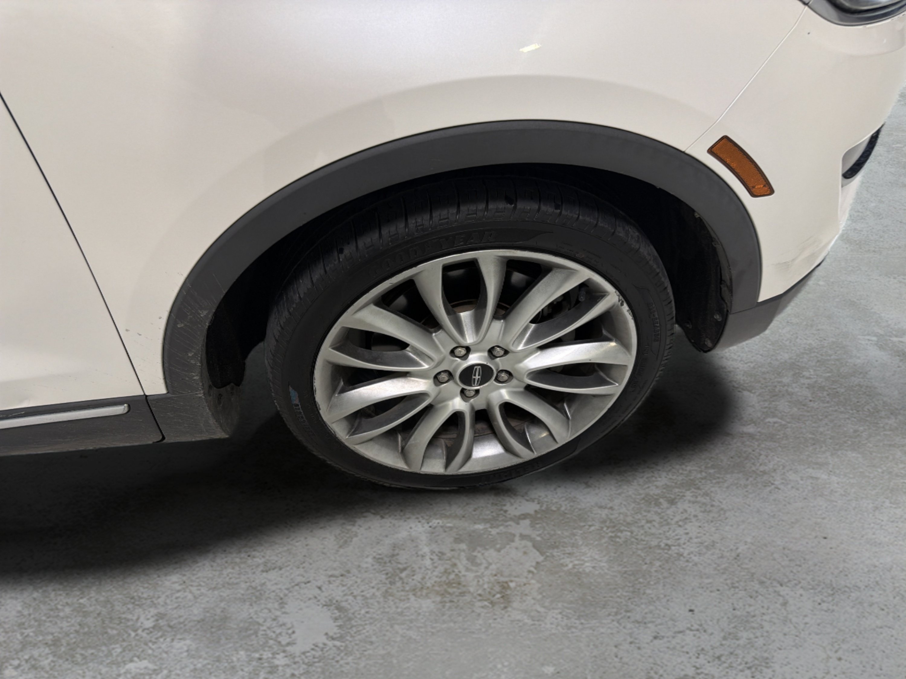 Used 2015 Lincoln MKC FWD w/ Equipment Group 102A Reserve image 20
