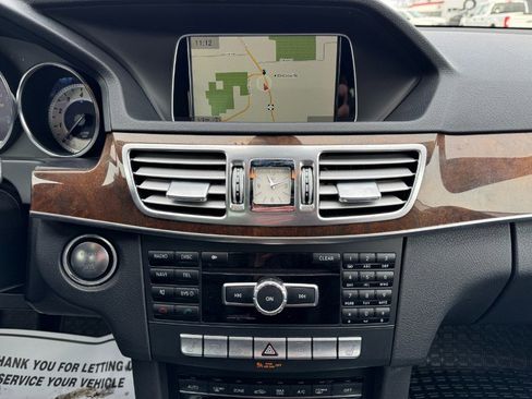 Used 2014 Mercedes-Benz E 350 4MATIC Sedan image 22