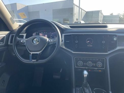 Certified 2026 Volkswagen Atlas SE FWD image 14