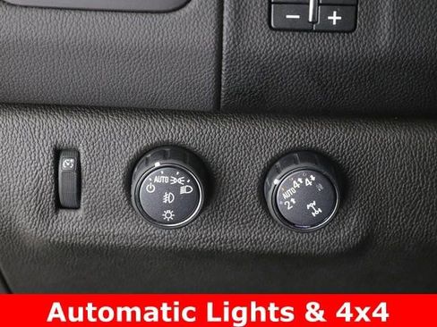 Used 2022 Chevrolet Colorado LT w/ Redline Special Edition image 20