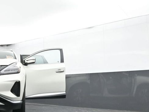 Used 2020 Nissan Murano SV image 68