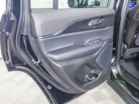 New 2025 Jeep Grand Cherokee Altitude w/ Trailer Tow Package image 29