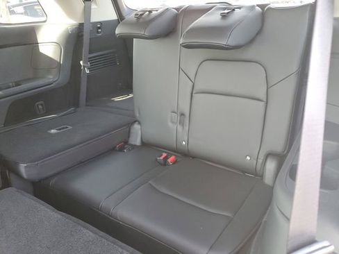 New 2026 Nissan Pathfinder SL AWD/4WD image 16