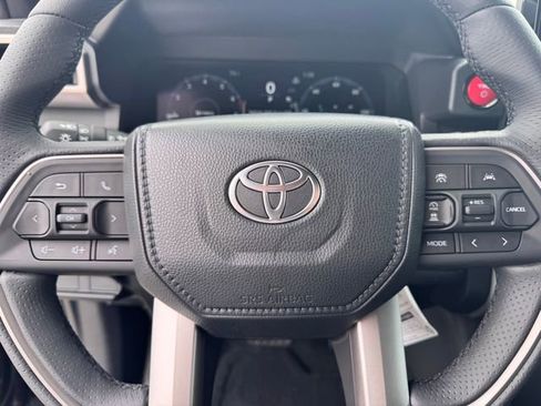 New 2026 Toyota 4Runner TRD Off-Road Premium AWD/4WD image 12