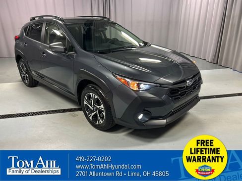 Used 2025 Subaru Crosstrek 2.0i Premium AWD/4WD image 1