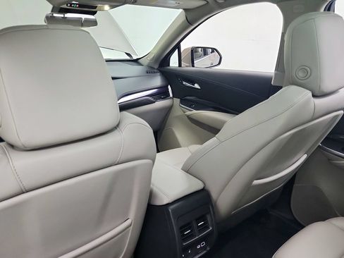 Certified 2023 Cadillac XT4 Luxury w/ Cold Weather Package AWD/4WD image 25