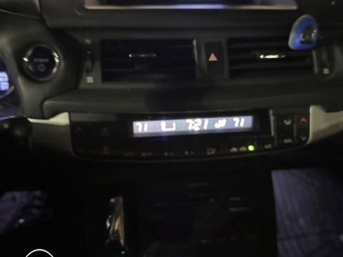 Used 2013 Lexus CT 200h image 11