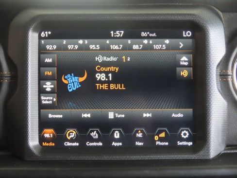 Used 2022 Jeep Gladiator Overland AWD/4WD image 36
