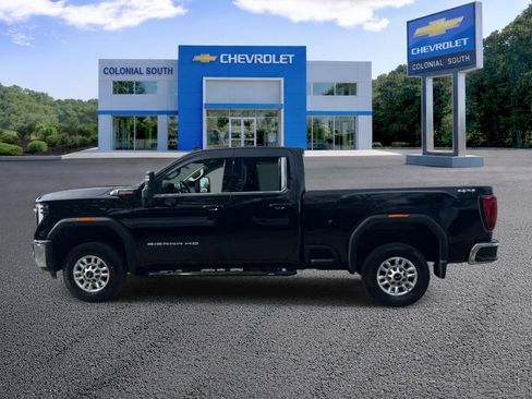 Certified 2024 GMC Sierra 2500 SLE w/ SLE Convenience Package AWD/4WD image 3