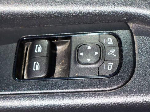 Used 2020 Mercedes-Benz Sprinter 2500 w/ Cargo Protection Package image 19