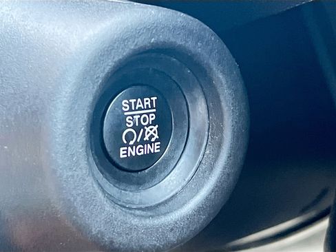 Used 2023 RAM ProMaster 2500 image 22