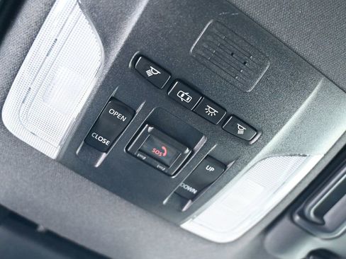 Used 2021 Toyota Corolla SE image 33