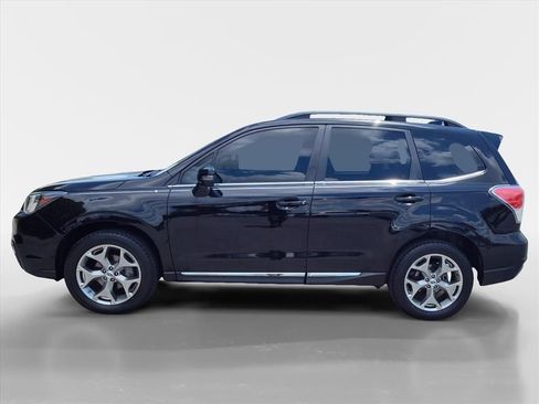 Used 2018 Subaru Forester 2.5i Touring AWD/4WD image 2