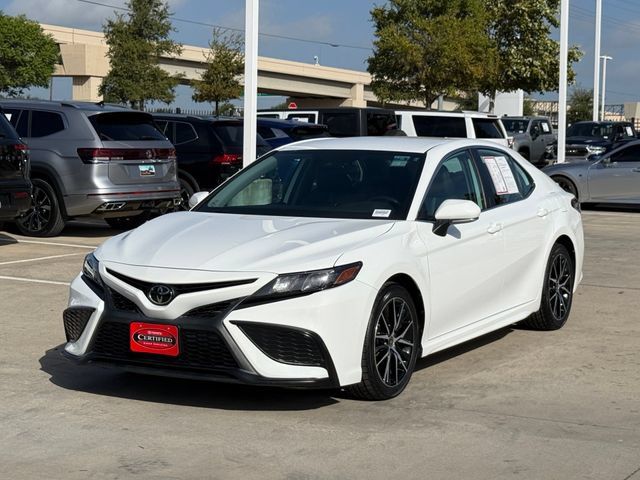 Used 2023 Toyota Camry SE FWD image 11