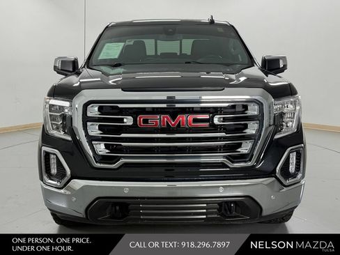 Used 2019 GMC Sierra 1500 SLT w/ SLT Premium Plus Package AWD/4WD image 2