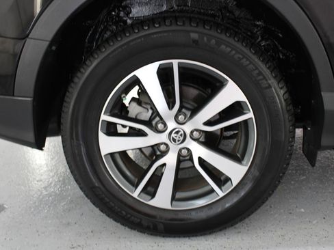 Used 2017 Toyota RAV4 XLE FWD image 83