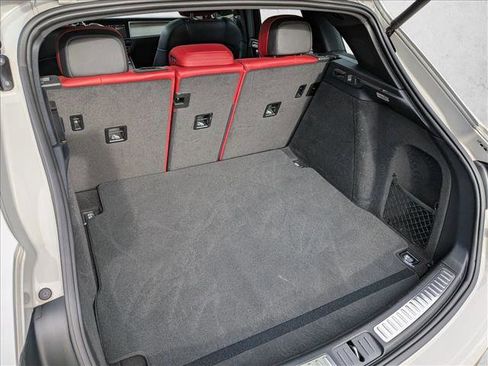 Used 2020 Porsche Macan S w/ Premium Package Plus image 21