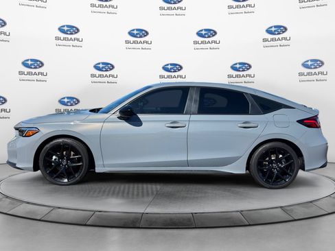 Used 2025 Honda Civic Sport image 3