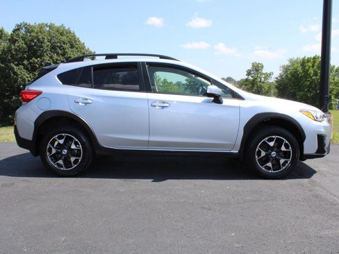 Used 2018 Subaru Crosstrek 2.0i Premium image 2