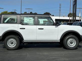 New 2025 Ford Bronco 4-Door video 3