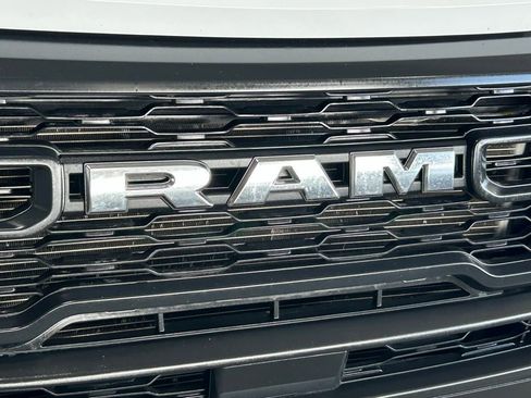 Used 2024 RAM ProMaster 2500 w/ Convenience Group FWD image 25