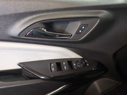 New 2026 Chevrolet Trax LT w/ Sunroof Package FWD image 23