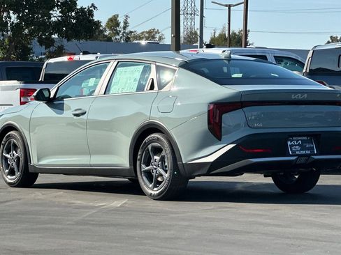 New 2026 Kia K4 LXS image 6