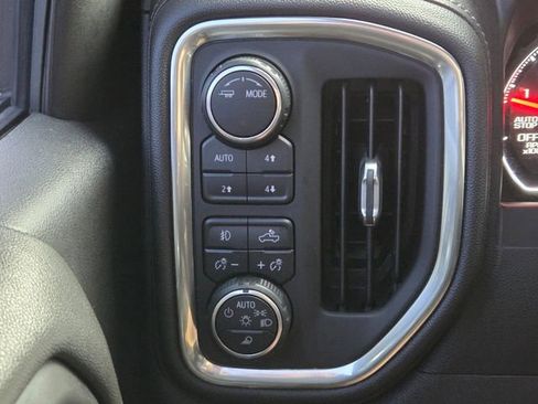 Used 2021 Chevrolet Silverado 1500 LT Trail Boss w/ Convenience Package II AWD/4WD image 34