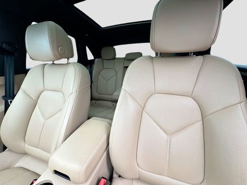 Used 2024 Porsche Macan image 23