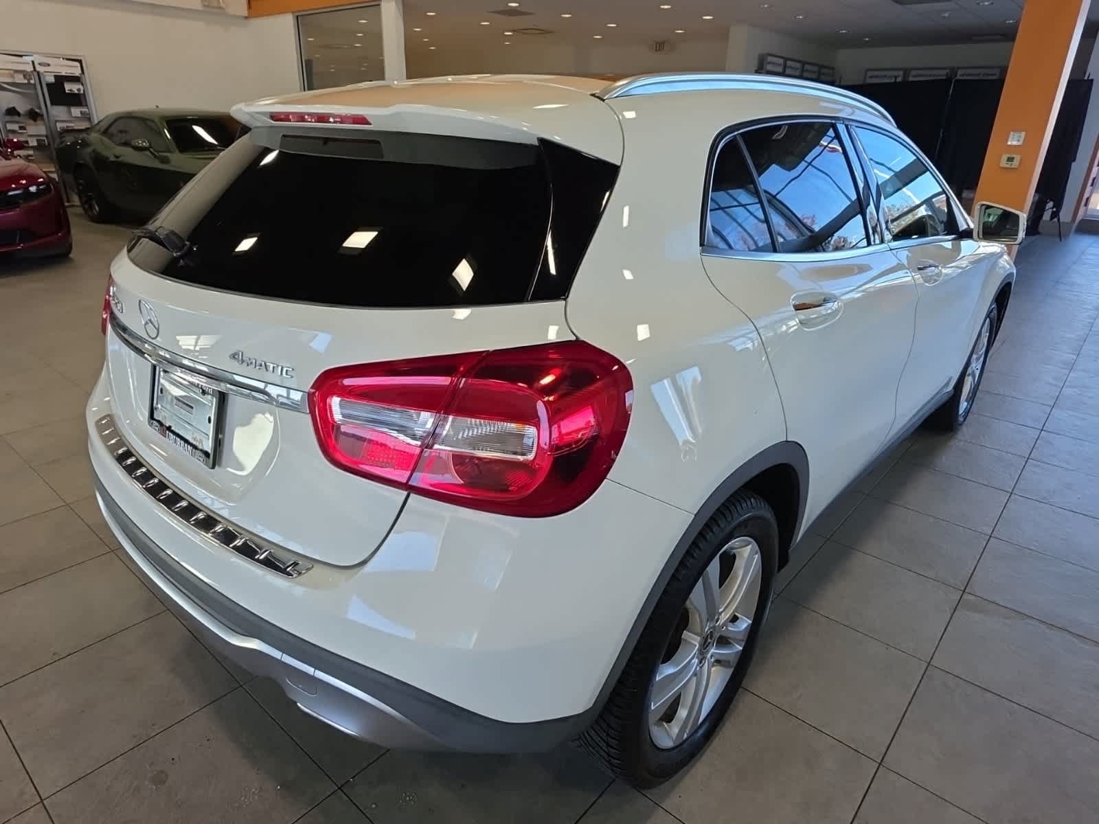 Used 2018 Mercedes-Benz GLA 250 4MATIC image 9