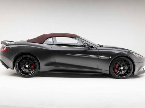 Used 2014 Aston Martin Vanquish Volante RWD image 30